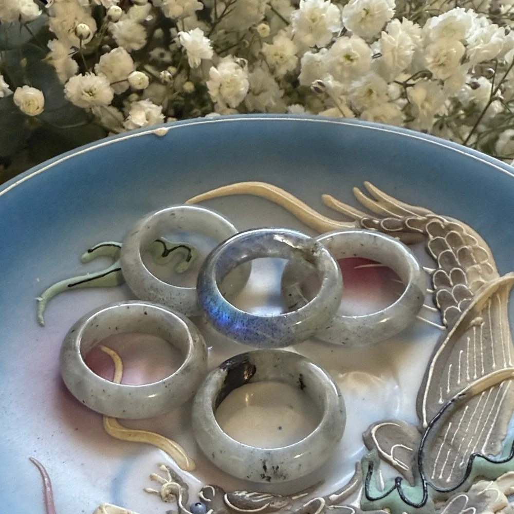 (1) Labradorite stone ring - Picture 1 of 3